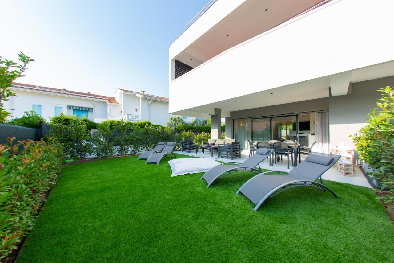 Magic Luxury Apartments Бардолино Экстерьер фото