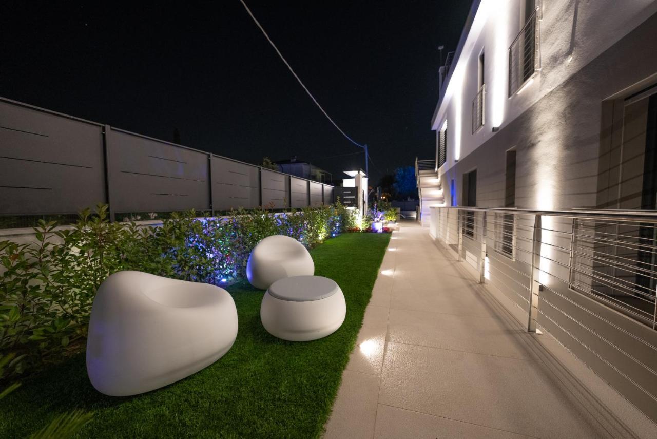Magic Luxury Apartments Бардолино Экстерьер фото