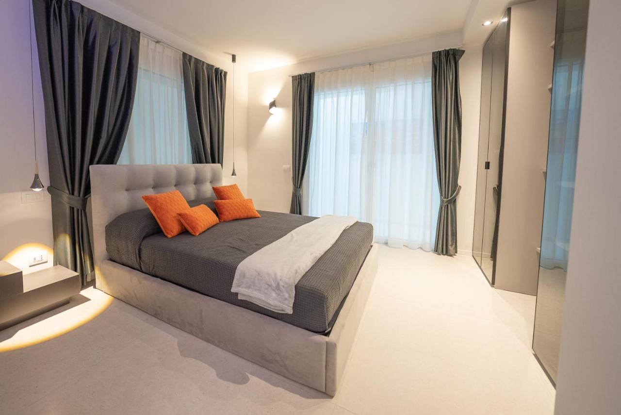 Magic Luxury Apartments Бардолино Экстерьер фото