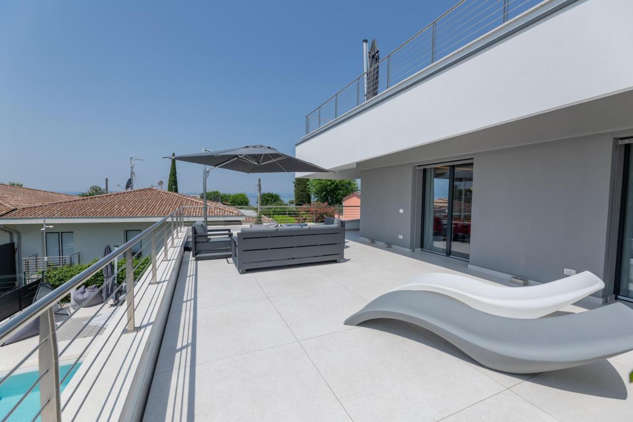 Magic Luxury Apartments Бардолино Экстерьер фото