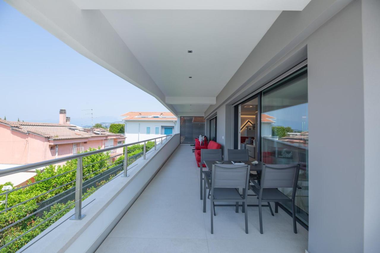Magic Luxury Apartments Бардолино Экстерьер фото